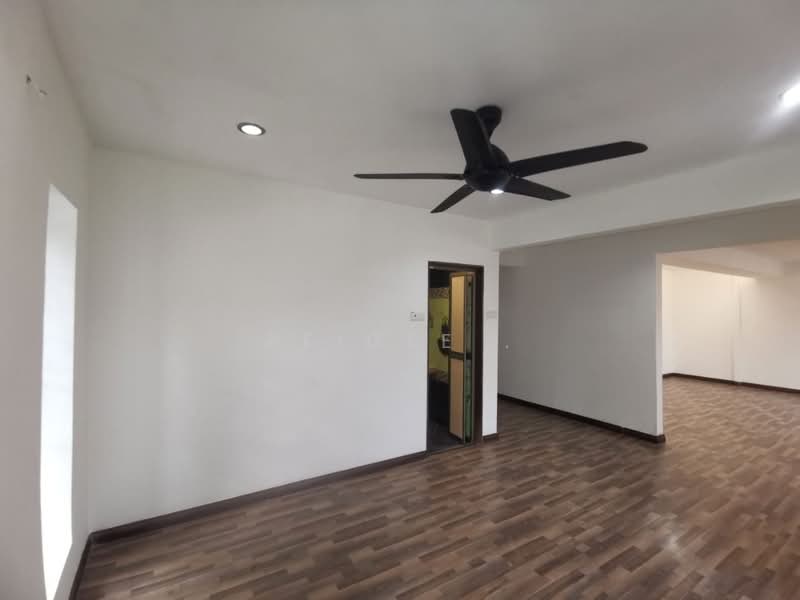 2-storey Terraced House for Sale in Taman Permata (Ulu Kelang) - PeiGee . - Living Room - PropertyGuru.com.my