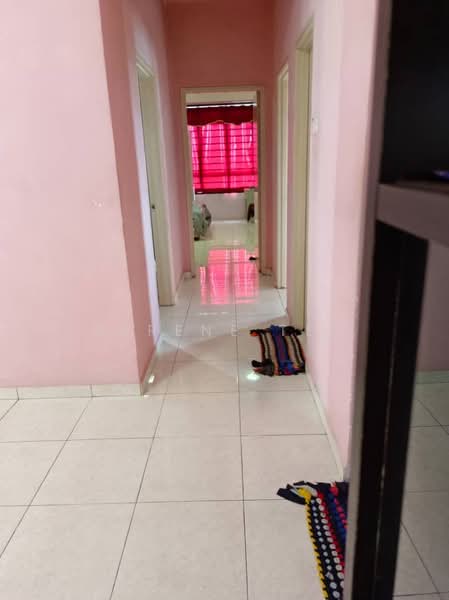 Pangsapuri untuk Dijual di Pulai View - Serene Teh - Corridor - PropertyGuru.com.my