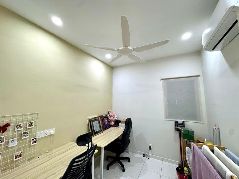 Kondominium untuk Disewa di i-Santorini - Gan Chun Kai - Study - PropertyGuru.com.my