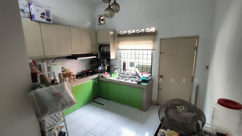 2-storey Terraced House for Sale in Shah Alam (Selangor) - Syukor Hartanah - Kitchen - PropertyGuru.com.my