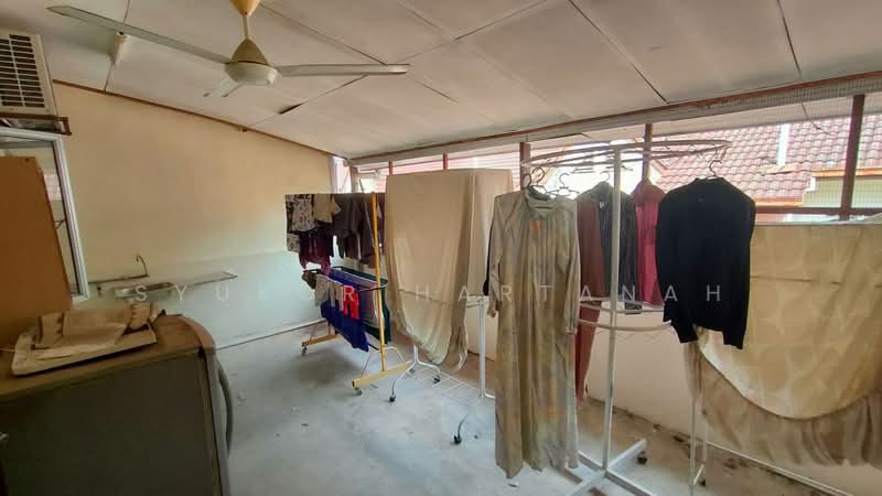 2-storey Terraced House for Sale in Shah Alam (Selangor) - Syukor Hartanah - Balcony - PropertyGuru.com.my