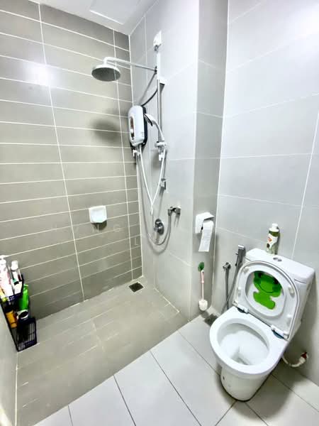 Kondominium untuk Disewa di PARC Regency (Residensi Masai) - Hong Charng Lee - Bathroom - PropertyGuru.com.my