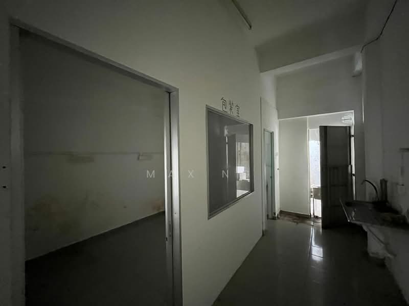 Shop for Rent in George Town (Penang) - Max Ng - Interior - PropertyGuru.com.my