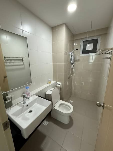 Condominium for Rent at Havana Beach Residences - Pheng Han - Bathroom - PropertyGuru.com.my