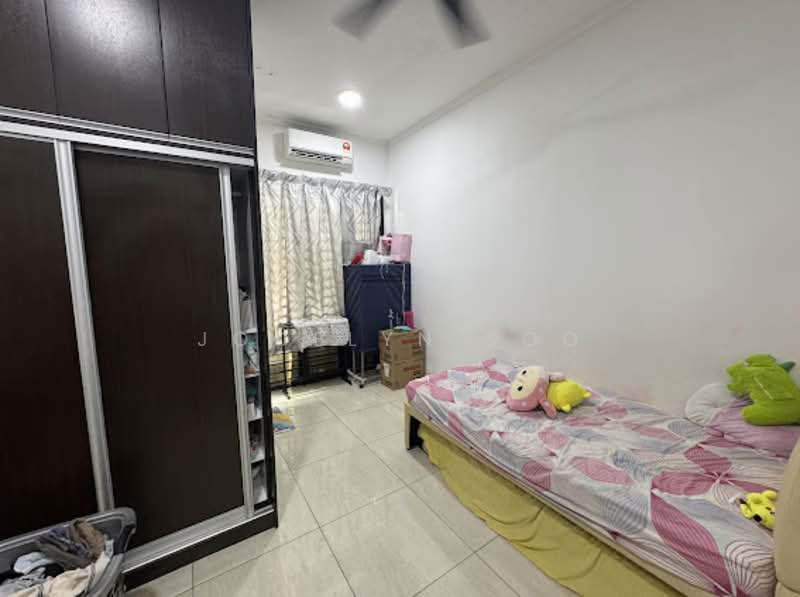 2-storey Terraced House for Sale in Bandar Kinrara Seksyen 8 (Bandar Kinrara) - Jocelyn Soo - Bedroom - PropertyGuru.com.my