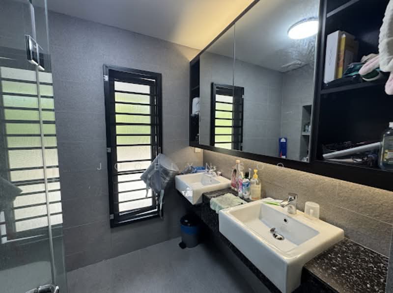 2-storey Terraced House for Sale in Bandar Kinrara Seksyen 8 (Bandar Kinrara) - Jocelyn Soo - Bathroom - PropertyGuru.com.my