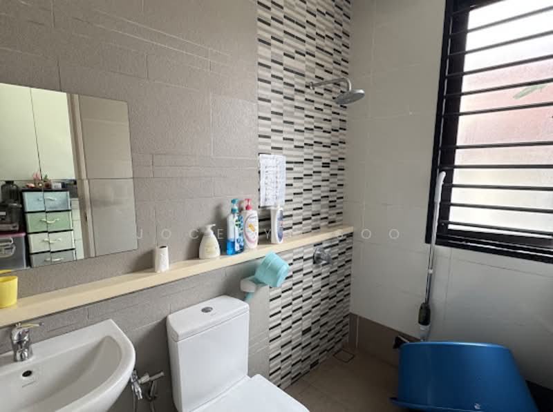 2-storey Terraced House for Sale in Bandar Kinrara Seksyen 8 (Bandar Kinrara) - Jocelyn Soo - Bathroom - PropertyGuru.com.my