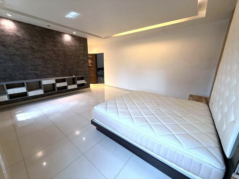 Bungalow for Sale in Taman Kebun Teh (Johor Bahru) - Karl Lim - Bedroom - PropertyGuru.com.my