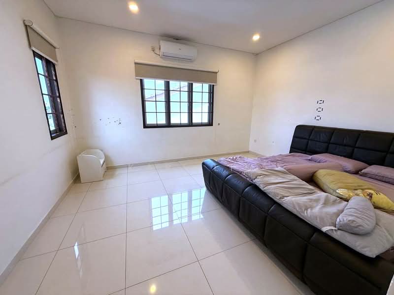 Bungalow for Sale in Taman Kebun Teh (Johor Bahru) - Karl Lim - Bedroom - PropertyGuru.com.my