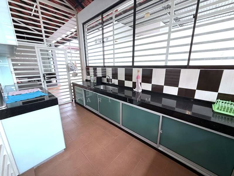 Bungalow for Sale in Taman Kebun Teh (Johor Bahru) - Karl Lim - Kitchen - PropertyGuru.com.my