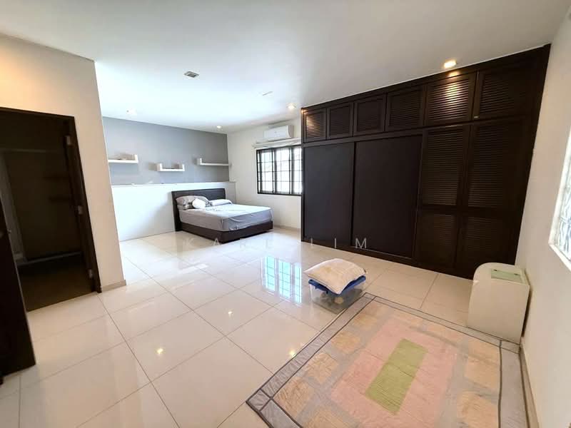 Bungalow for Sale in Taman Kebun Teh (Johor Bahru) - Karl Lim - Bedroom - PropertyGuru.com.my