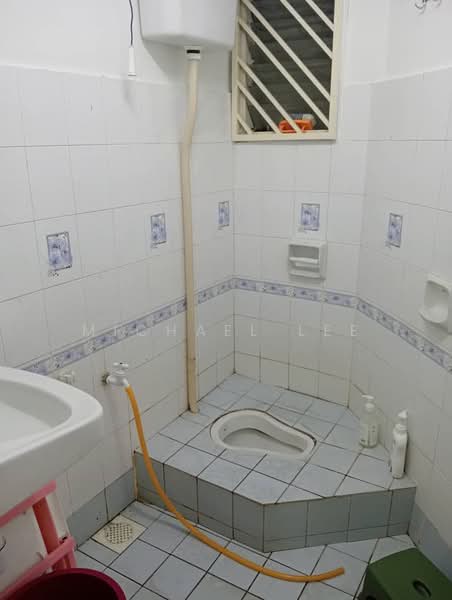 Apartment for Sale at Sri Cempaka (Taman Wawasan) - Michael Lee - Bathroom - PropertyGuru.com.my