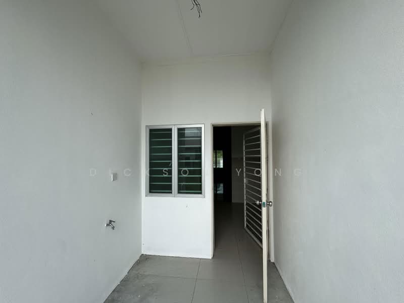 1-storey Terraced House for Sale in Lundu (Sarawak) - Dickson Yong - Laundry Area - PropertyGuru.com.my