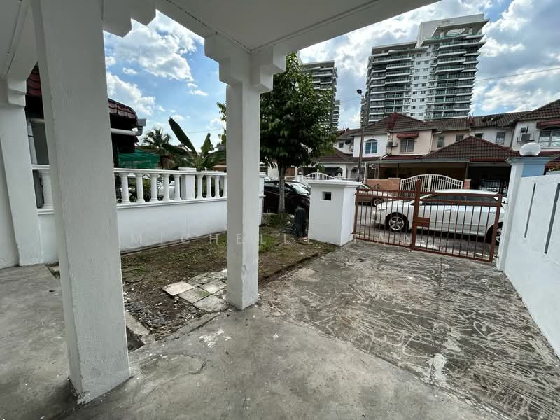 2-storey Terraced House for Sale at Taman Subang Mewah - Michelle Tan - Exterior - PropertyGuru.com.my