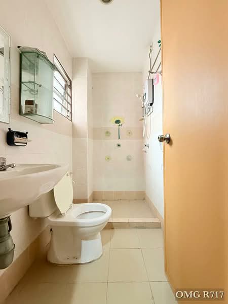 Rumah Teres 2 Tingkat untuk Dijual di Setia Impian (Setia Alam) - Rylin Tan - Bathroom - PropertyGuru.com.my