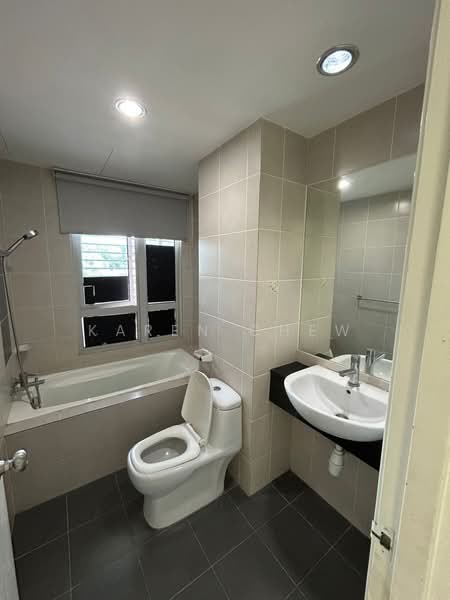 Condominium for Rent at The Peak Residences - Karen Chew - Bathroom - PropertyGuru.com.my