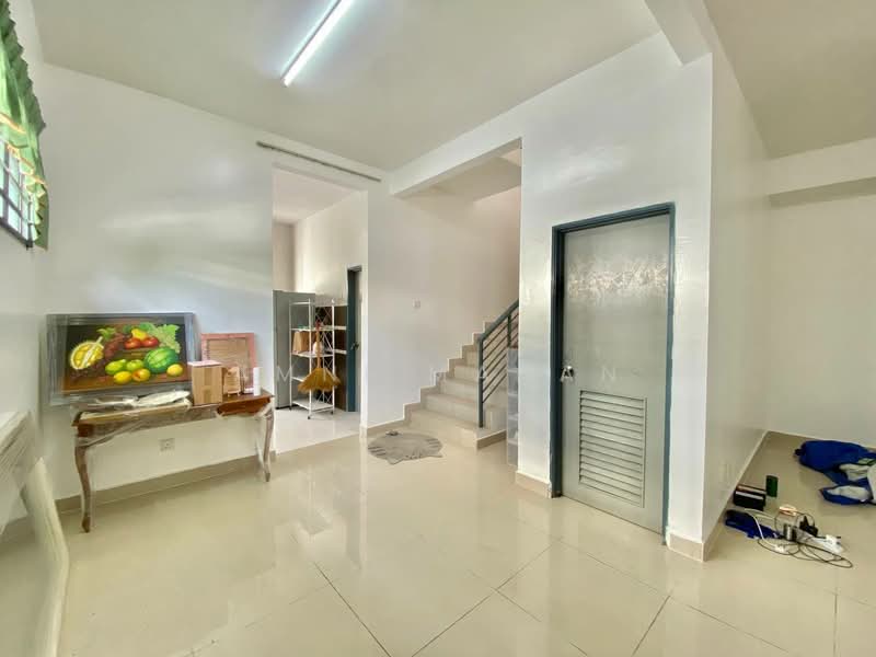 2-storey Terraced House for Sale in Ampang (Selangor) - Amni Manan - Living Room - PropertyGuru.com.my