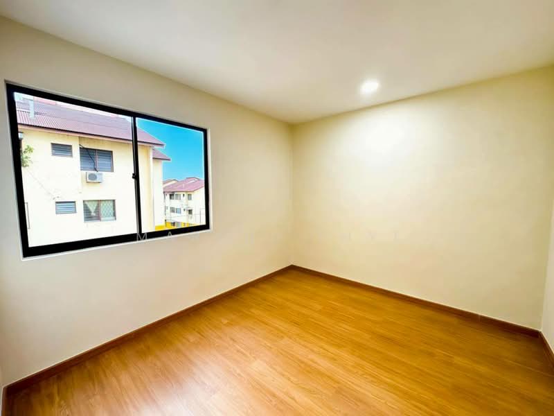 Flat for Sale at Bandar Selesa Jaya - Marcus Thye - Interior - PropertyGuru.com.my