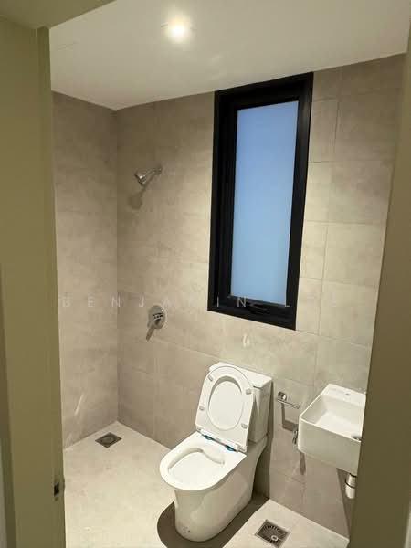 Servis Apartment untuk Disewa di Arunya @ KL North - Benjamin Lee - Bathroom - PropertyGuru.com.my