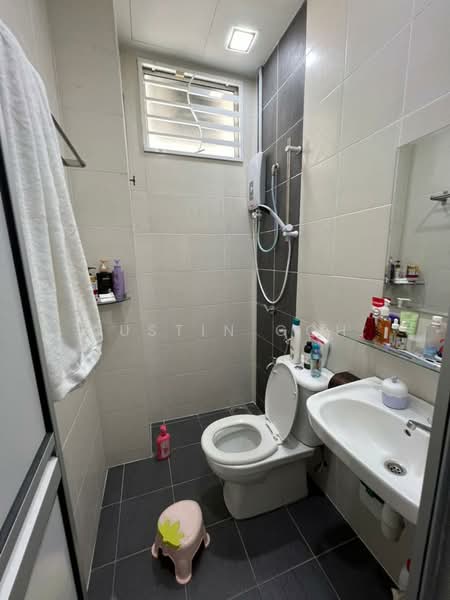 Townhouse for Sale in Bandar Saujana Putra (Tanjong Duabelas) - Austin Goh - Bathroom - PropertyGuru.com.my