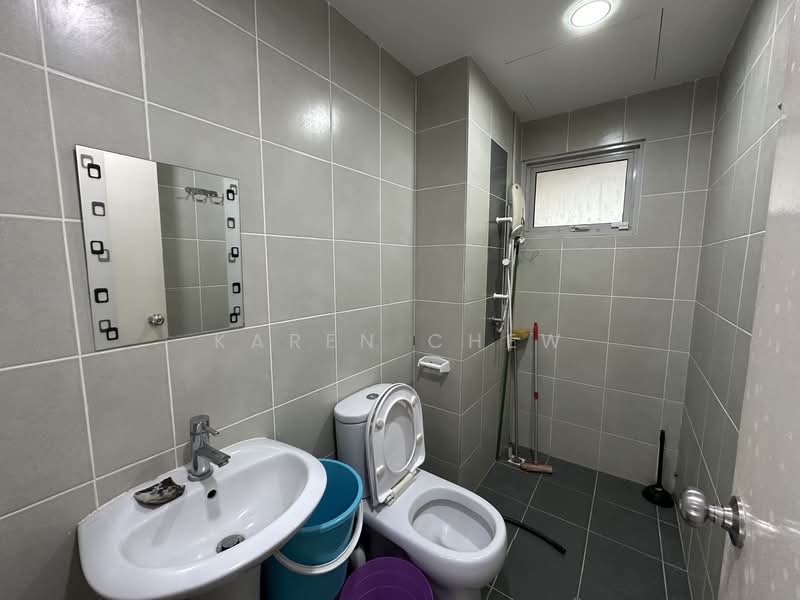 Condominium for Rent at The Peak Residences - Karen Chew - Bathroom - PropertyGuru.com.my