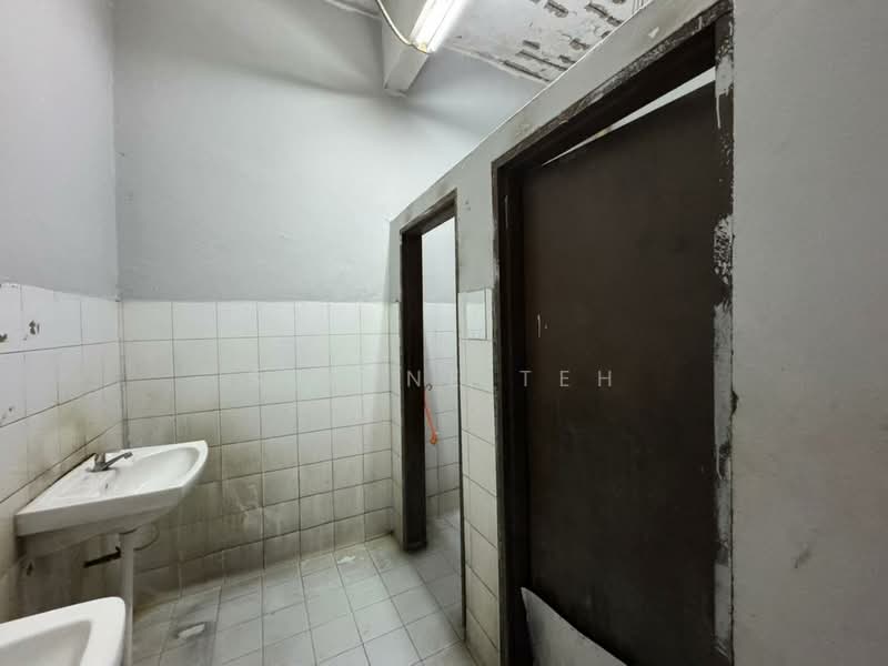 Terrace Factory for Sale in Pekan Nanas (Johor) - Serene Teh - PropertyGuru.com.my