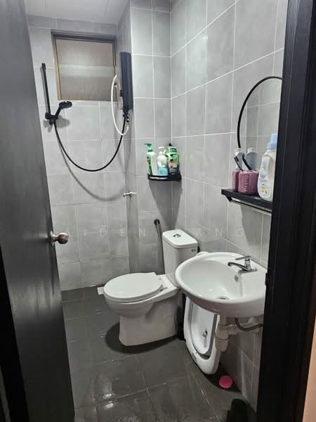 Kondominium untuk Dijual di Residensi Zamrud - Aiden Dang - Bathroom - PropertyGuru.com.my