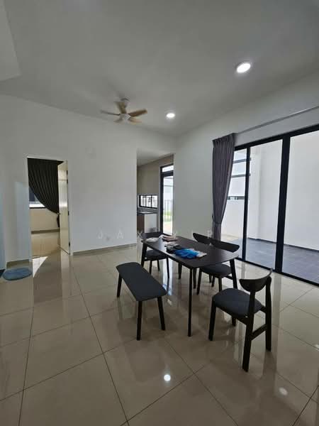 Cluster House for Rent in Taman Ekoflora (Johor Bahru) - Jax Yip - Dining Room - PropertyGuru.com.my