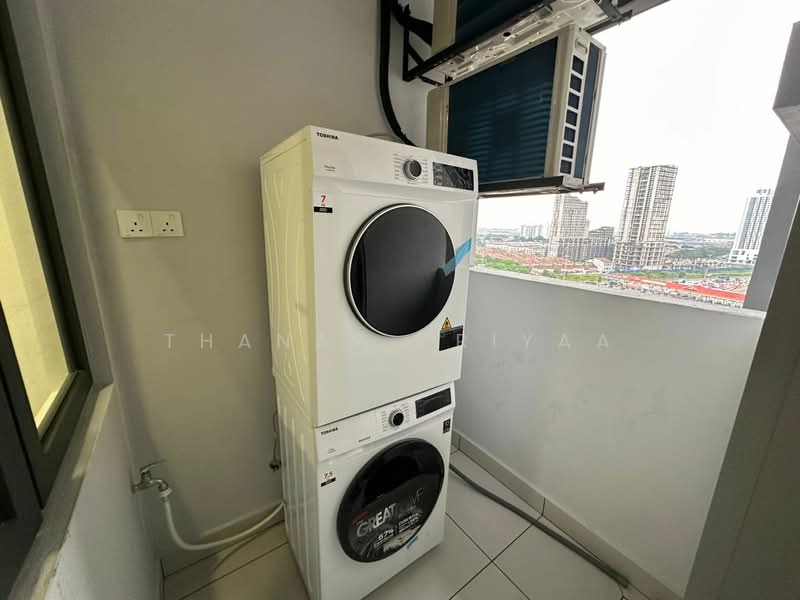 Apartment for Rent at D7 (D'Seven Lagoon Perdana) - Thanap Priyaa - Balcony - PropertyGuru.com.my