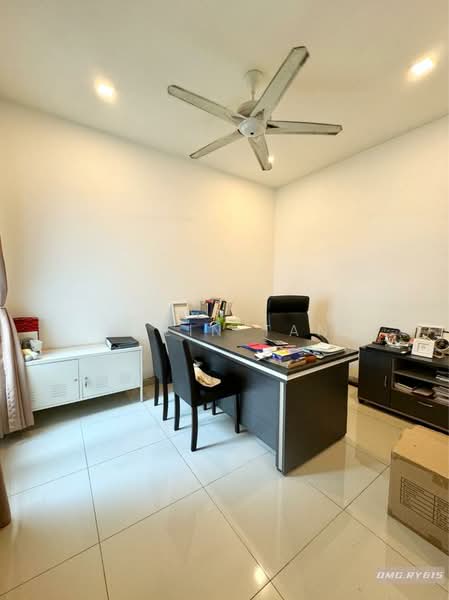 2-storey Terraced House for Sale in Ambang Botanic (Klang) - Rylin Tan - Study - PropertyGuru.com.my