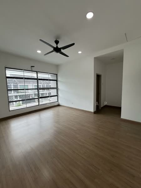 Rumah Teres 2 Tingkat untuk Dijual di Bukit Raja (Selangor) - Elaine Yap - PropertyGuru.com.my