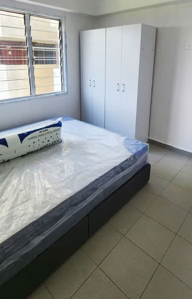 Flat for Rent at Pelangi Damansara 1 - Chi Lin Ling - Bedroom - PropertyGuru.com.my