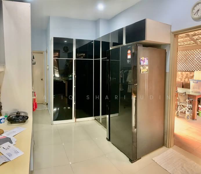 Semi-Detached House for Sale in Taman TTDI Jaya (Shah Alam) - Syafiq Sharifudin - Kitchen - PropertyGuru.com.my