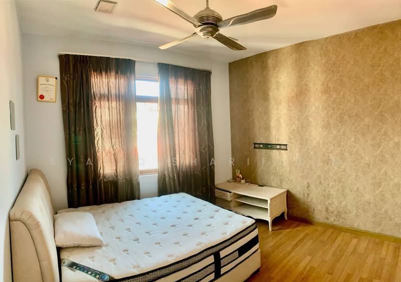 Semi-Detached House for Sale in Taman TTDI Jaya (Shah Alam) - Syafiq Sharifudin - Bedroom - PropertyGuru.com.my