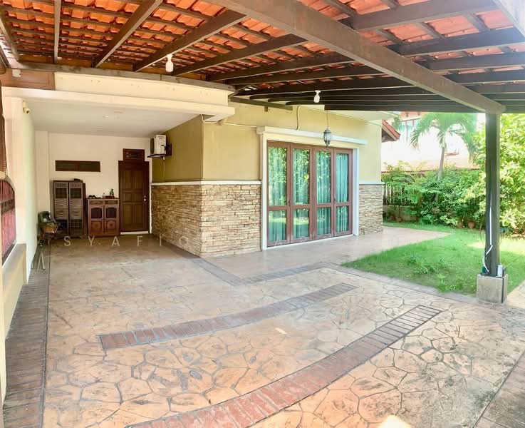 Semi-Detached House for Sale in Taman TTDI Jaya (Shah Alam) - Syafiq Sharifudin - Exterior - PropertyGuru.com.my