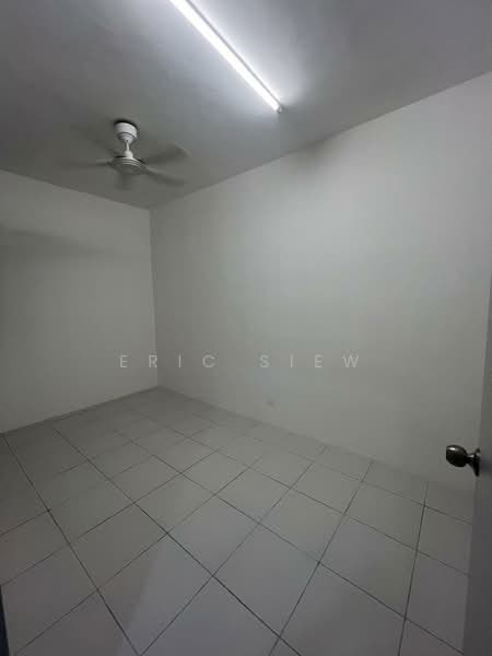 Kondominium untuk Disewa di Residensi Sateria - Eric Siew - Interior - PropertyGuru.com.my