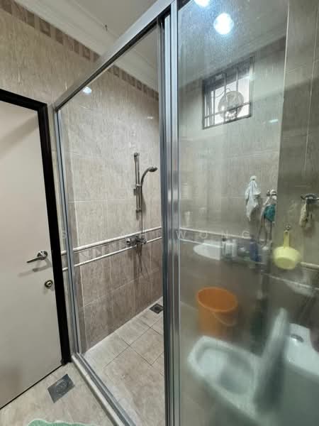 Semi-Detached House for Sale in Sri Petaling (Kuala Lumpur) - Sarah Wong - Bathroom - PropertyGuru.com.my