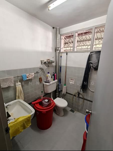 Rumah Berkembar untuk Dijual di Pulau Tikus (George Town) - Kenneth Kung - Bathroom - PropertyGuru.com.my