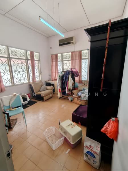 Rumah Berkembar untuk Dijual di Pulau Tikus (George Town) - Kenneth Kung - Living Room - PropertyGuru.com.my