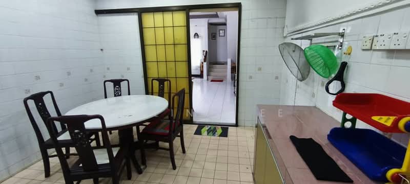 2-storey Terraced House for Rent in Taman Sri Intan (Johor Bahru) - Melinda Ee - Dining Room - PropertyGuru.com.my
