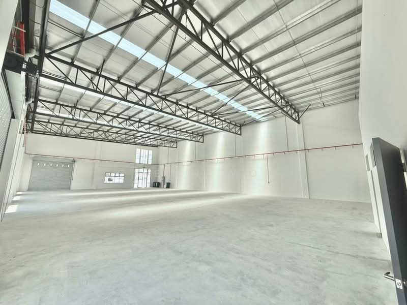 Factory for Rent in Eco Business Park 1 (Johor Bahru) - Glenn Woo - Interior - PropertyGuru.com.my