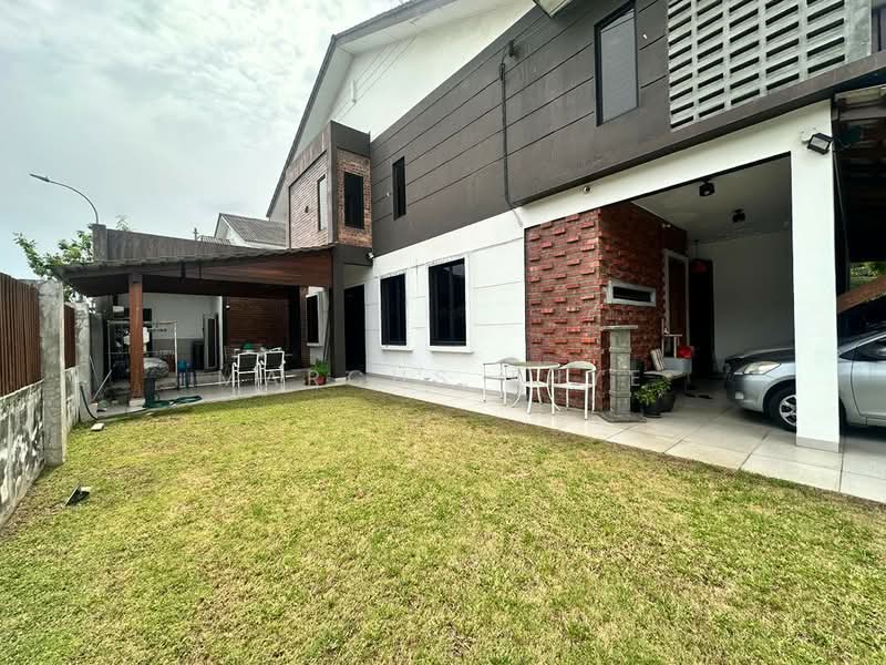 Rumah Teres 2 Tingkat untuk Disewa di Taman Kempas (Tampoi) - Marcus Thye - Exterior - PropertyGuru.com.my