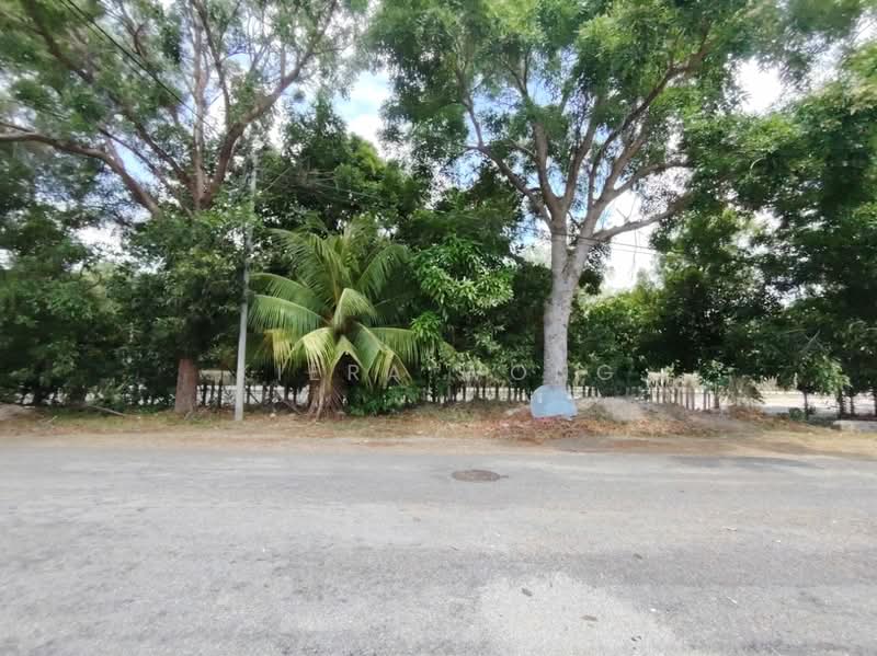 2-storey Terraced House for Sale at Taman Tasik Utama - Kiera Wong - Exterior - PropertyGuru.com.my