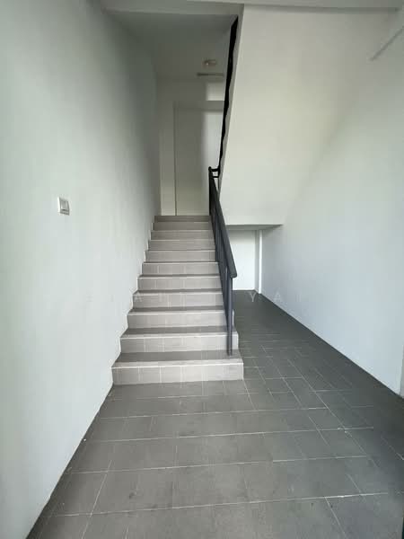 Terrace Factory for Rent in Klang (Selangor) - Elaine Yap - Corridor - PropertyGuru.com.my