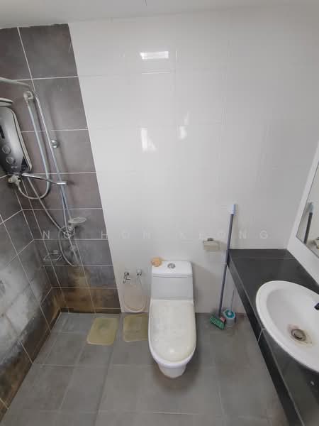 Condominium for Rent at Koi Prima Condominium - Ng Hon Keong - Bathroom - PropertyGuru.com.my