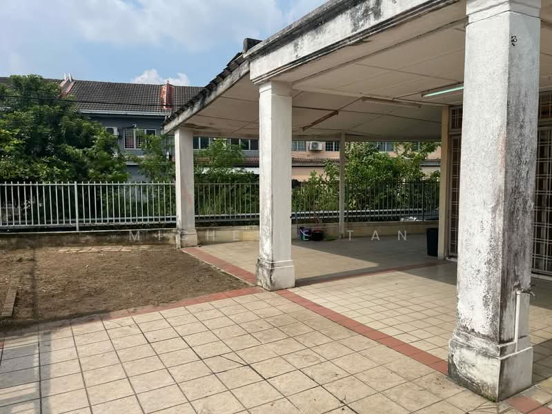 Semi-Detached House for Sale in Sungai Buloh (Selangor) - Michelle Tan - Exterior - PropertyGuru.com.my