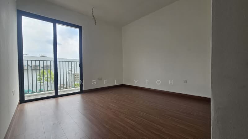 Terraced House for Sale in Batu 9 (Cheras) - Angel Yeoh - Balcony - PropertyGuru.com.my