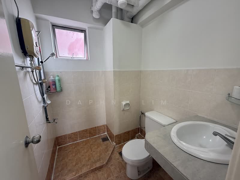 Apartment for Sale at Arena Green - Daphne Lim - Bathroom - PropertyGuru.com.my