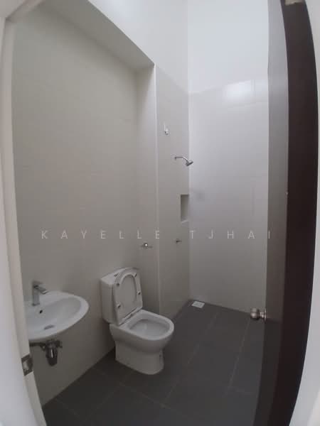 2-storey Terraced House for Sale in Iskandar Puteri (Nusajaya) (Johor) - Kayelle Tjhai - Bathroom - PropertyGuru.com.my