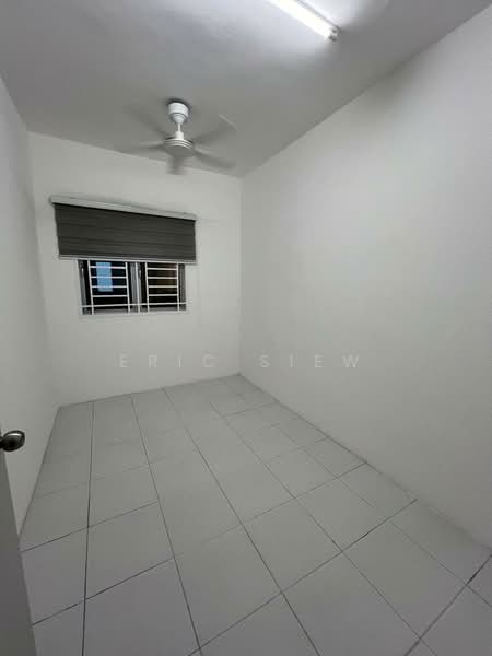 Condominium for Rent at Residensi Sateria - Eric Siew - Interior - PropertyGuru.com.my